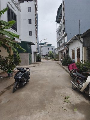 hiếm - bán đất cự khối - long biên - ngõ nông - ôtô tải tránh nhau - dt35m - mt 3,3m - giá 6,3 tỷ