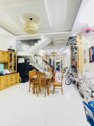 khu phân lô 4 tầng. dt 5m x 16m.
sát mặt tiền lê văn thọ - quang trung ngay công viên làng hoa