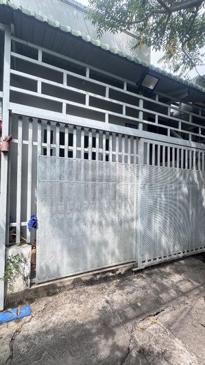 cần bán nhà cấp 4 hẻm dasu hẻm 3m trương công định