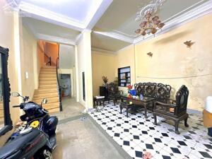 Bán nhà phố Đội Cấn, 50m2, 5 tầng, 12.x tỷ