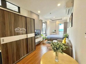 cho thuê hệ thống phòng studio ban công q1 gần cầu ông lãnh, cầu calmette, chợ bến thành