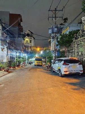 nhà nguyễn tư giản, gò vấp | 45m2 | hxh | 3 tầng đúc cứng