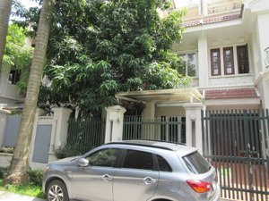 bán biệt thự ciputra 140m2, 40 tỷ.