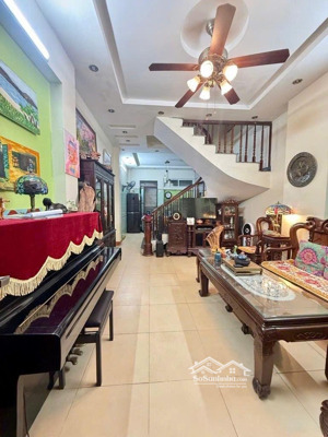 nhà đẹp 5 tầng phố lạc long quân, ô tô đỗ cửa, ngõ rộng thênh thang, 13,5 tỷ