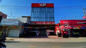 bán tòa nhà giá rẻ đường tô ngọc vân. dt 14m*35m cn 500m2. hđ thuê 310tr/th