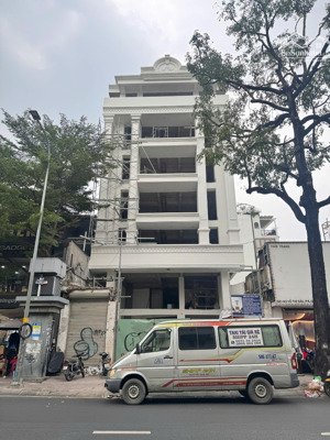 sos!!! building có thang máy mặt tiền đường vip võ thị sáu p. võ thị sáu quận 3