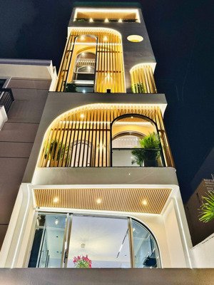 68m2, bán gấp nhà luxury 6 tầng, đường 7m thông, nguyễn văn lượng, p16 gò vấp, 12 tỷ nhỉnh