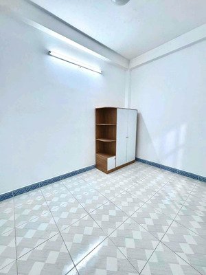 pass phòng tân bình 3tr3 full nội thất ở ngay