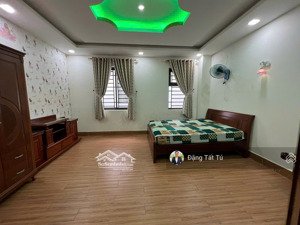 cho thuê nguyên căn nhà phố lakeview city giá 26tr/th nhà đã hoàn thiện nội thất. lh 