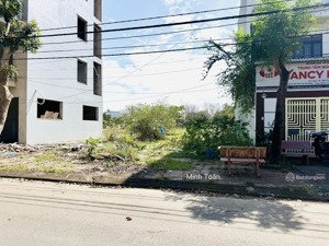 lô kẹp đường thoát hiểm 2 mặt thoáng cực hiếm