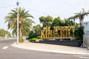 hot! chủ ngộp cần bán gấp lô đất dự án king hill residences cắt lỗ 400tr sổ sẵn 1ty950 rẻ nhất khu!