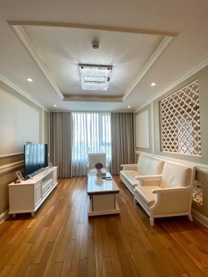 cần bán gấp căn hộ khu ruby 2pn + 2wc (67m2), giá 3.850 tỷ (bao hết), full nt, view siêu mát mẻ