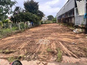 hot hot! gia chủ cần tiền bán gấp lô đất diện tích lớn giá tốt hơn thị trường mua ngay!