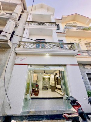 3 tầng đẹp full nội thất gần hoàng huy an đồng