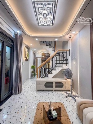 cho thuê nhà riêng 16 triệu vnd, 80 m2, 3pn, 2wc tại duy tân, phường 7, phú nhuận, hcm