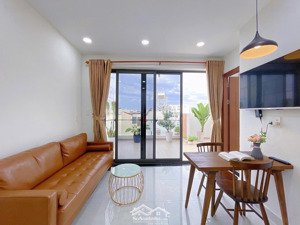 chdv 1 phòng ngủ ban công nội thất cao cấp - rộng 55m2 gần quận 1, phú nhuận