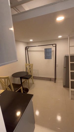 cho thuê phòng trọ có gác mới xây xong ngay công viên hoàng văn thụ