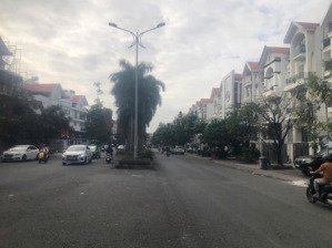 bán nhà 1 triệt 3 lầu mt kinh doanh phạm hùng - cách nguyễn văn linh 500m