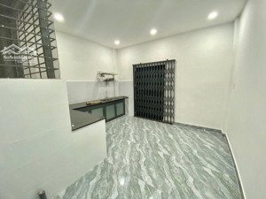 nhà cư xá lý thường kiệt, p7, quận 10, 64m2, 2pn, sổ hồng đầy đủ, đối diện sân vận động thống nhất