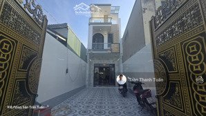 nhà đẹp mặt tiền bê tông 6m, thông, đông, tiện kinh doanh. giữa tỉnh lộ 824 và 825