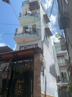 bán nhà ngay trục phan đình phùng, phan đăng lưu, phan xích long, cô bắc 5 tầng giá: 6,5 tỷ
