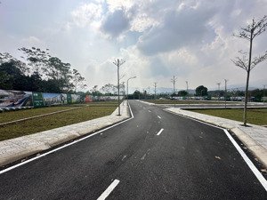 cơ hội cuối! 1 lô đất phú cát vị trí đẹp trung tâm hoà lạc giá đầu tư