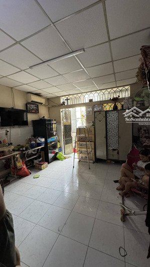 cực hiếm: nhà tân phú sát aeon mall - hơn 2 tỷ - sổ vuông đẹp