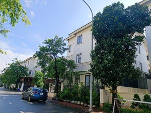 chính chủ bán căn biệt thự song lập 162m2 trong kđt vsip