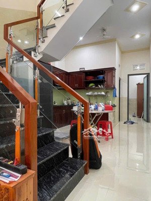 anh giám đốc cần chuyển chỗ ở, sang nhượng lại căn nhà thổ cư hoàn công phường trảng dài không ngập