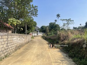 nhỉnh 2 tỷ có ngay 161m full thổ cư nằm trong khu biệt thự cực đẹp.