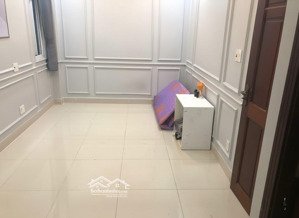 hiếm có khó tìm rộng đẹp - hoàng dư khương, phường 12, quận 10 hẻm xe hơi quay đầu 5 tầng 68m2.