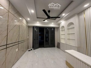 mặt tiền view công viên cây xanh thoáng mát