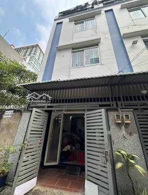 bán nhà trống dọn vào ở ngay đường bùi hữu nghĩa, p7, quận 5 giá 2tỷ090 sổ riêng. diện tích 50m2.