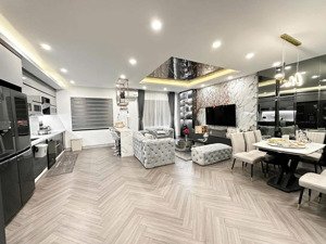 mặt phố mai anh tuấn, view hồ hoàng cầu, kinh doanh đỉnh, 70m 4t, giá 41 tỷ