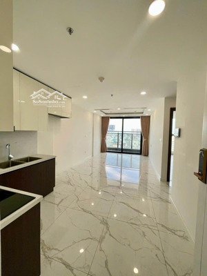 cho thuê sunshine sky city q7 , 2pn 70m2 . nt cơ bản , view thoáng . giá chỉ : 12 triệu / tháng