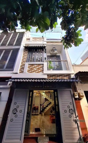 bán nhà hẻm lớn đề thám, p phạm ngũ lão, quận 1 vị trí trung tâm giá 2tỷ3 - diện tích 48m2 (4x12)