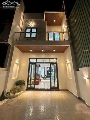 CHỦ NGỘP SẮP TẮT THỞ CẦN BÁN GẤP NHÀ LẦU NGAY TÂN PHONG