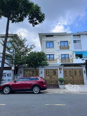 bán biệt thự song lập mỹ hoàng phú mỹ hưng - liên hệ mạnh đạt