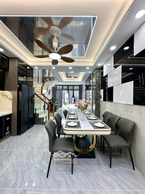 nhà đẹp bình thạnh cần bán gấp trong năm nguyễn xí, p13 bình thạnh. giá 3.79 tỷ. 1t 3l. 4pn 5wc