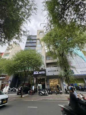 khán hiếm! bán tòa khách sạn mt lý tự trọng p. bến thành q1| dt:4x27| hầm+ 9 tầng| hđt 335tr| 110tỷ