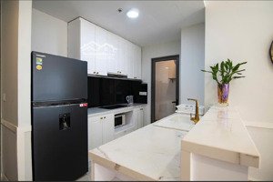 cho thuê căn hộ 3pn, 2wc, 90m2 tại the tresor, bến vân đồn, q4, tp.hcm, giá 27 triệu