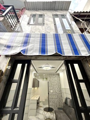 cần bán gấp vị trí đẹp trị bệnh cho con nhà trần nhật duật, p.tân định, q.1 - giá rất mềm 2 tỷ 250