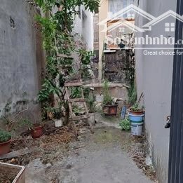 bán đất tại bắc cầu-long biên 35m2 ngõ ô tô tránh giá 4 tỷ .liên hệ : 