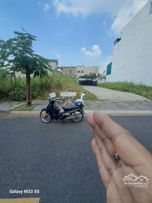 đất 5x23 (116m2)đường n6. khu tm-dv the season lái thiêu.tp.hcm.