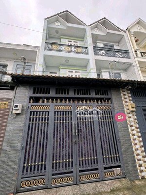 nhà 4 tầng chỉ 5,1ty ngay tính lộ 10 bình tân dt 4x17m hxh