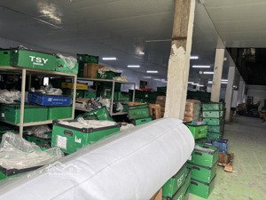 cần cho thuê 2000m2 nhà xưởng cạnh công ty foxxcon quang châu