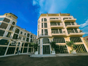 chỉ 7,6 tỷ nhận ngay nhà phố trung tâm bình chánh mt quách điêu dt 5x18m, 5 tầng, sổ hồng riêng