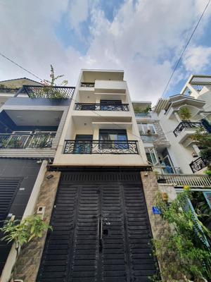 (nhà đẹp) hẻm ô tô, cách mặt tiền chỉ 30m - đường cách mạng tháng 8 ,q.tb - dt: 4.5 x 14m - 10 tỷ