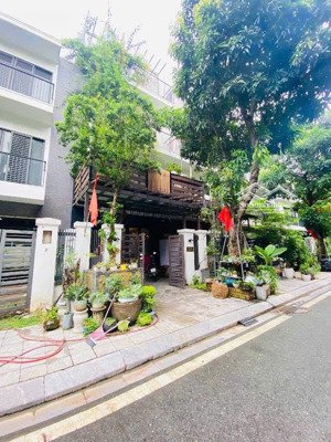 bán nhà lk kđt eden rose thành trì 82,5m2; 20,8 tỷ. vỉa hè, ô tô tránh, nhà thô, vị trí hiếm