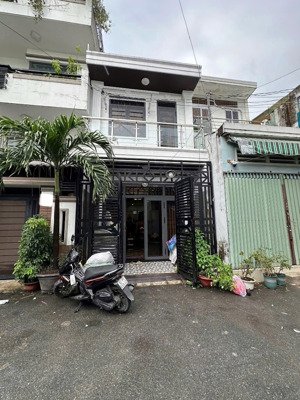 bán gấp nhà diện tích 50,2m2 nằm nguyễn cửu vân p.17 bình thạnh giá 1tỷ950tr